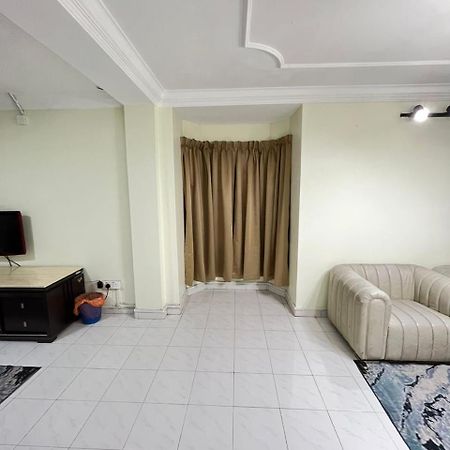 Azzalea 3-Bedroom Apartment Cameron Highlands Tanah Rata Buitenkant foto